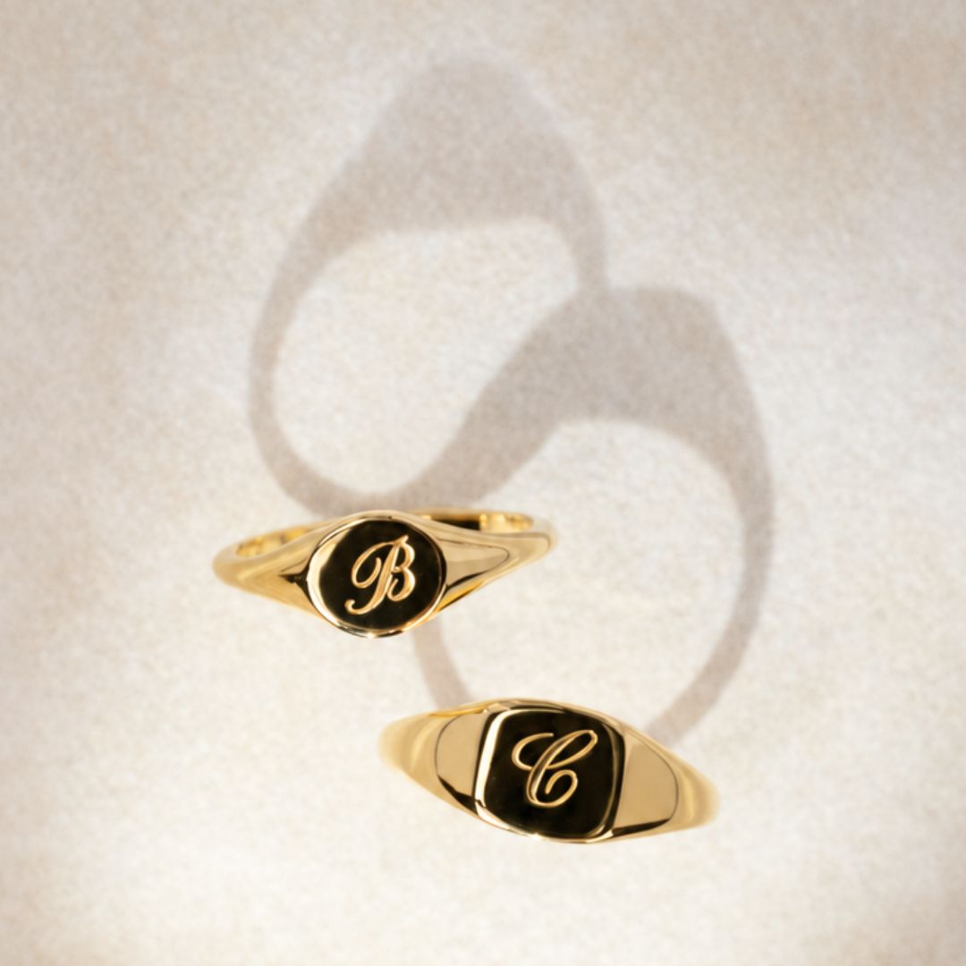 <em>Jewelry made to hold your story.</em>
