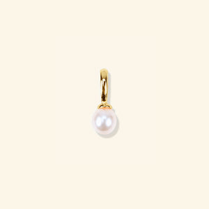 June - Pearl birthstone charm in 18K gold vermeil